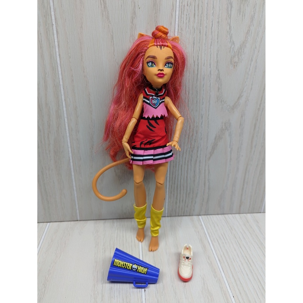 Monster High Ghoul Spirit Toralei Stripe doll w/ megaphone only